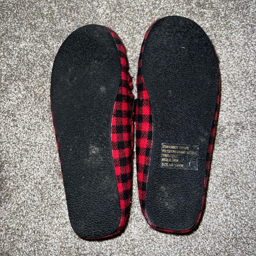 Torrid Faux Fur Slippers - Picture 6 of 8